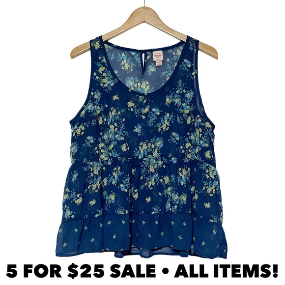 Mossimo Supply Co. Tops - Mossimo Ruffle Hem Sleeveless Blouse